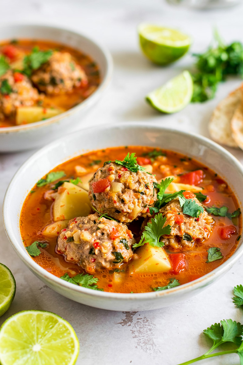 Minute Albondigas: Quick & Flavorful Mexican Meatball Soup